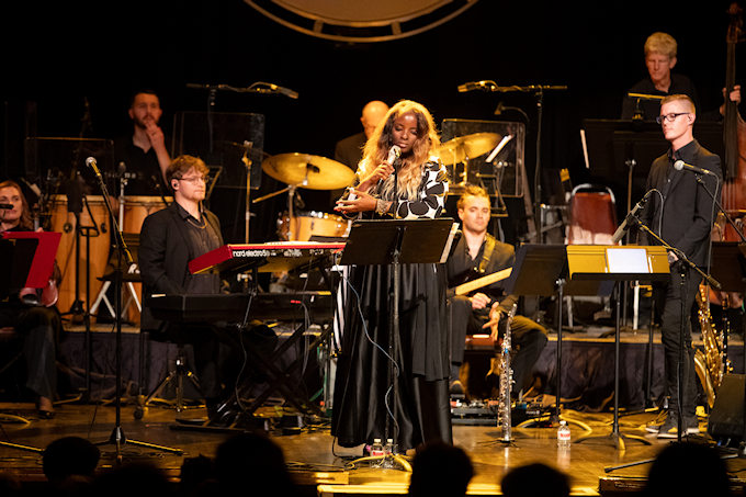 Photo by Bob Russell