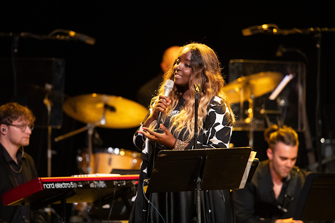 Photo by Bob Russell